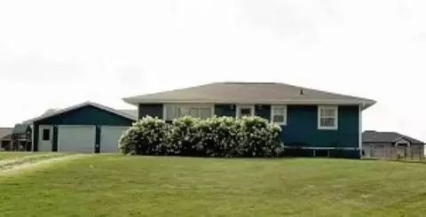 216 S West Ave, Baxter, IA 50028