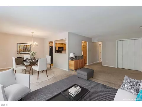4549 Woodland Ave #3, West Des Moines, IA 50266