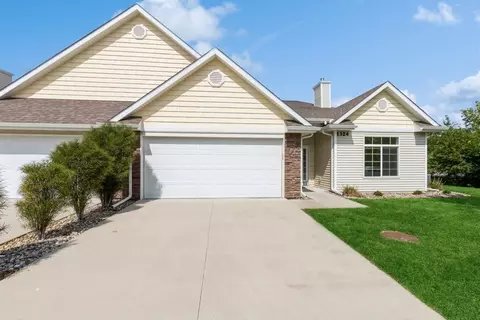1324 SE Birch Ln, Ankeny, IA 50021