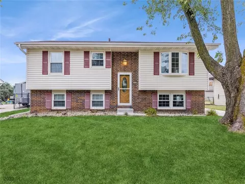 410 NW 2nd St, Grimes, IA 50111