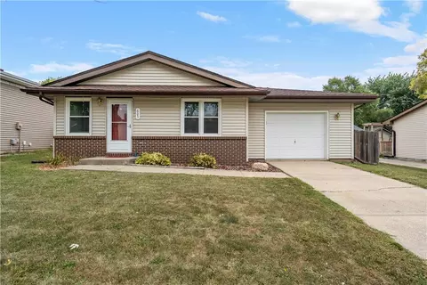 605 NE 9th St, Grimes, IA 50111