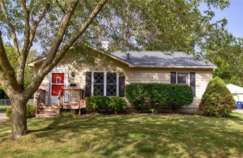 708 NW Linden St, Ankeny, IA 50023