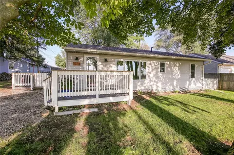1220 15th St, Nevada, IA 50201