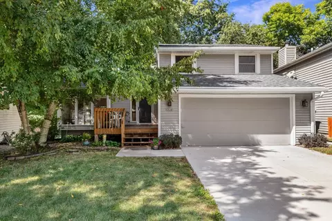 316 25th St, West Des Moines, IA 50265