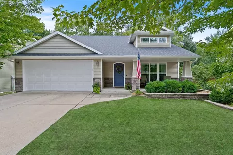 2846 Merced Dr, Des Moines, IA 50310