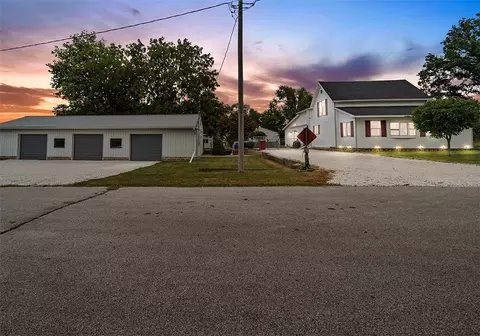 519 NE 3rd St, Ogden, IA 50212