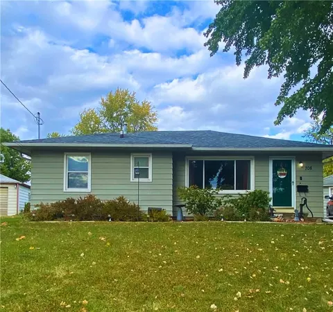 708 Hoffman Ave, Des Moines, IA 50316