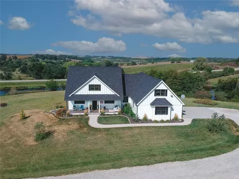 1236 Hwy S71 Hwy, Knoxville, IA 50138