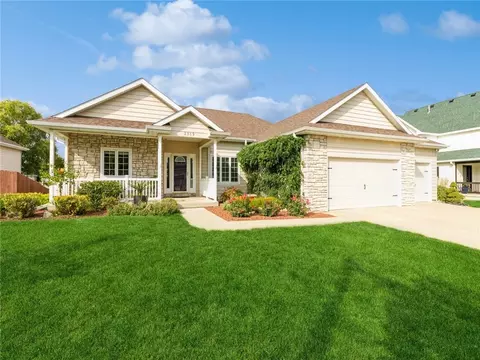2309 Sundown Dr, Ames, IA 50014 photo 1
