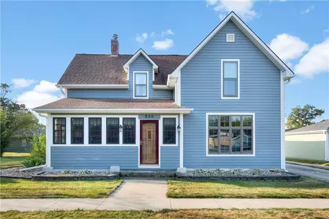 306 W Church St, Panora, IA 50216