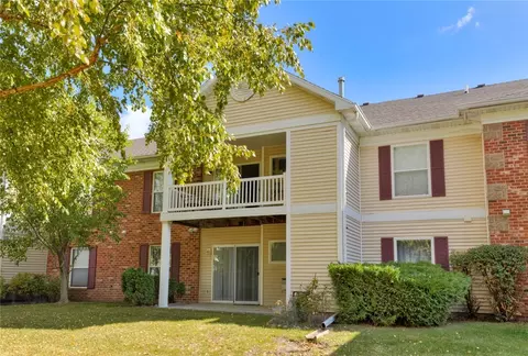 2153 NW 159th St #53, Clive, IA 50325