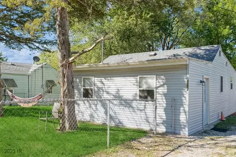1274 E 34th St, Des Moines, IA 50317
