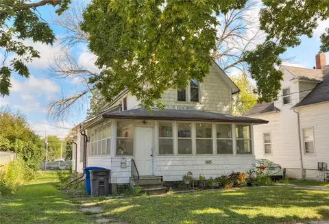 1425 York St, Des Moines, IA 50316