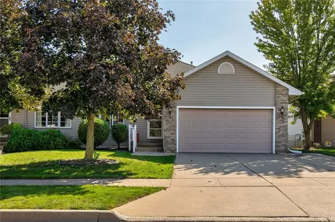 613 SE Tower Ct, Ankeny, IA 50021