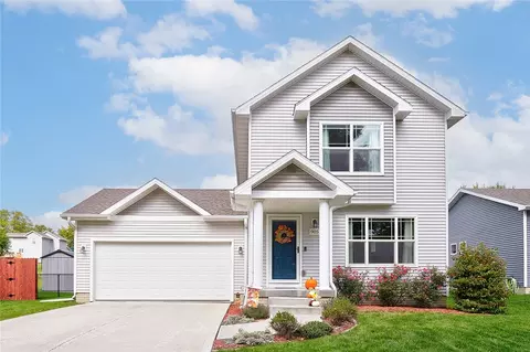 905 Pine Ave, Norwalk, IA 50211