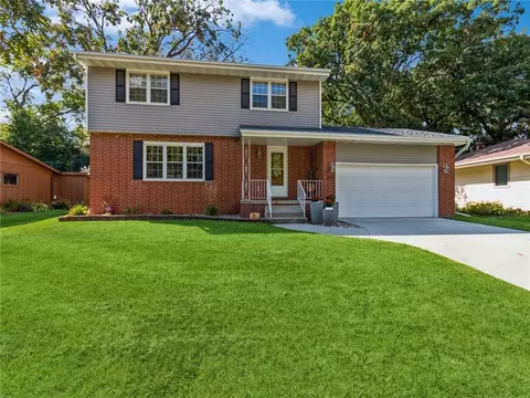 1431 Meadowlane Ave, Ames, IA 50010