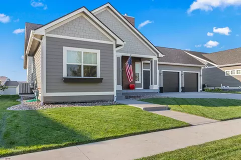 2619 SW 20th Cir, Ankeny, IA 50023