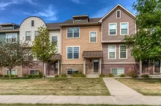 3600 SE Glenstone Dr #204, Grimes, IA 50111