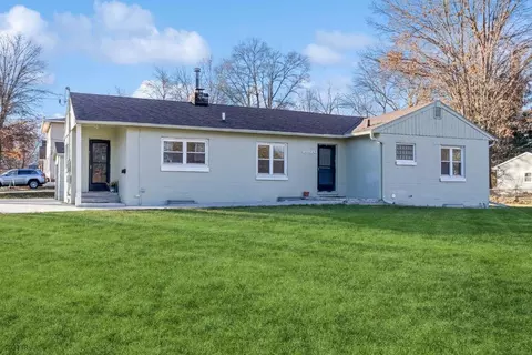 5000 Urbandale Ave, Des Moines, IA 50310