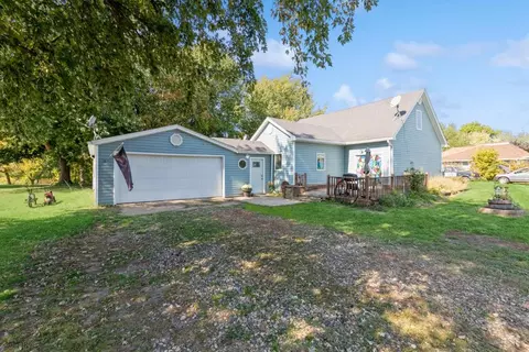 13456 NE 110th Ct, Maxwell, IA 50161