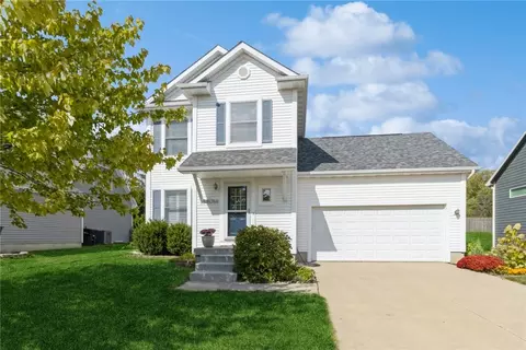 15759 Hawthorn Dr, Clive, IA 50325