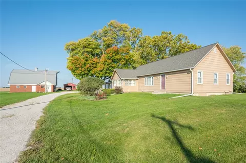 2200 Eisenhower Dr SE, Bondurant, IA 50035