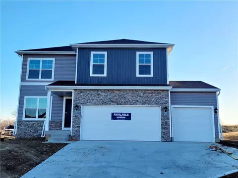 1725 Southbridge Dr, Adel, IA 50003