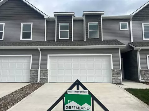 3341 NW Stratford Ln, Ankeny, IA 50023