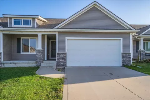 601 3rd St NW, Bondurant, IA 50035