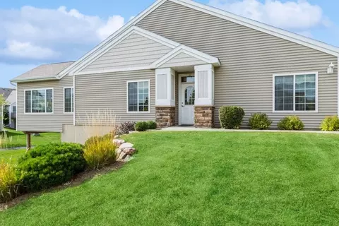 907 NE Wisteria Ln, Ankeny, IA 50021