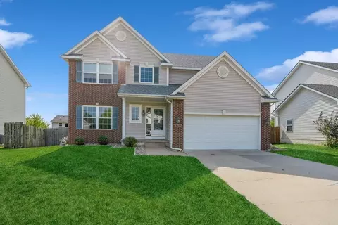2702 10th St SW, Altoona, IA 50009