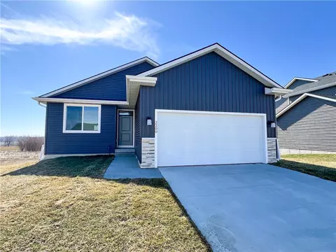 2200 Waller Ave, Norwalk, IA 50211