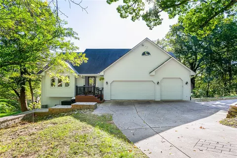 8081 NW 37th St, Ankeny, IA 50023