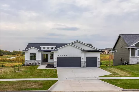 588 Napoli Ave, West Des Moines, IA 50266