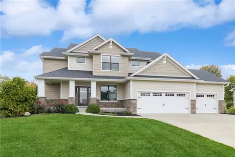 1707 NW 124th St, Clive, IA 50325