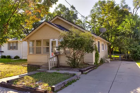 6212 Welker Ave, Des Moines, IA 50312