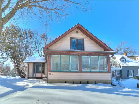 803 Northwestern Ave, Ames, IA 50010