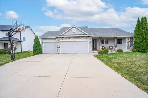 4213 NW 3rd St, Ankeny, IA 50023