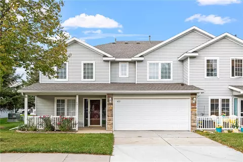 2100 Meadow Chase Ln #401, Des Moines, IA 50320