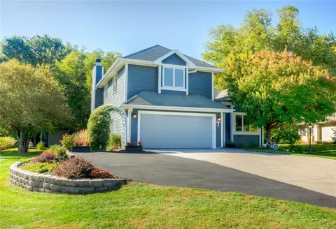 12939 Royal Orchard Dr, Story City, IA 50248
