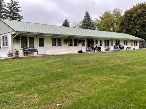 313 Laurel St, Minburn, IA 50167