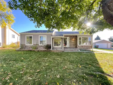 1116 Marshall St, De Soto, IA 50069