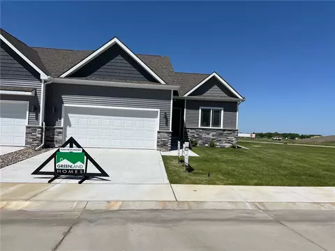 3334 NW Coral Ln, Ankeny, IA 50023