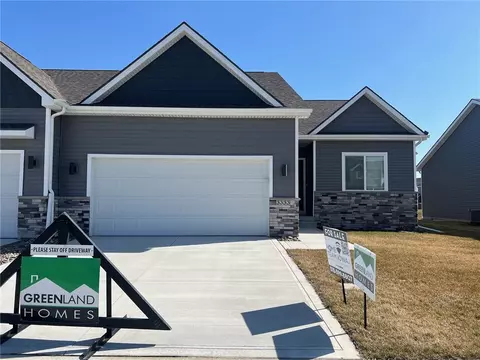 3333 NW Coral Ln, Ankeny, IA 50023