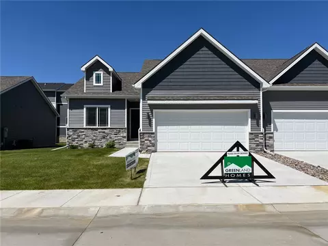3330 NW Coral Ln, Ankeny, IA 50023