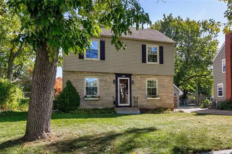 537 SW Kenworthy Dr, Ankeny, IA 50023