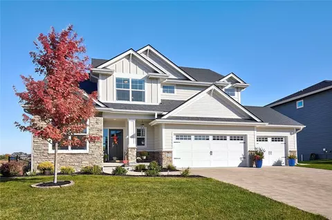 16775 Dellwood Dr, Clive, IA 50325