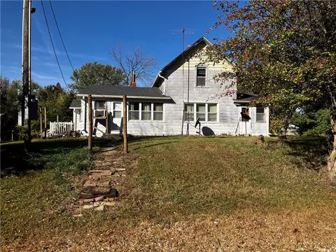 25444 170th St, Bouton, IA 50039