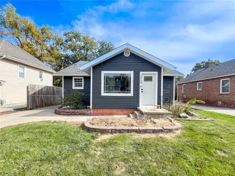 3939 12th St, Des Moines, IA 50313