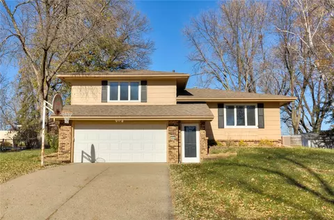 1225 Westside Dr, Polk City, IA 50226